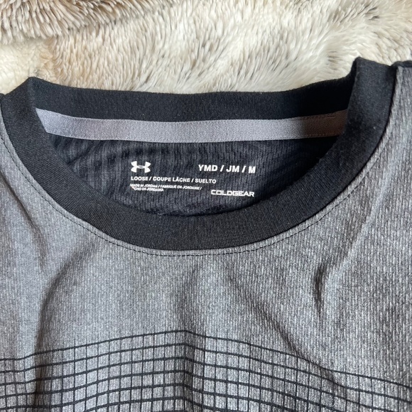 NWOT Under Armour Long Sleeve T-Shirt - Black and Grey - Kids Youth Medium - Picture 4 of 4